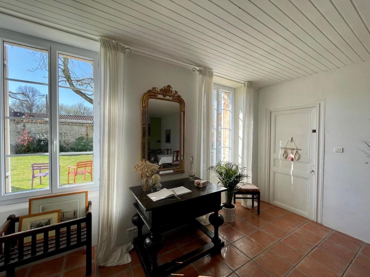 Bed and Breakfast La Vigne D'Or Teuillac Esterno foto