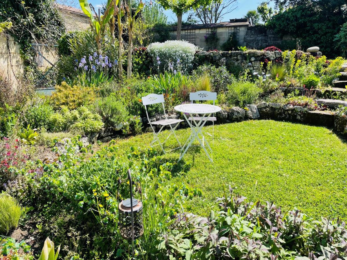 Bed and Breakfast La Vigne D'Or Teuillac Esterno foto