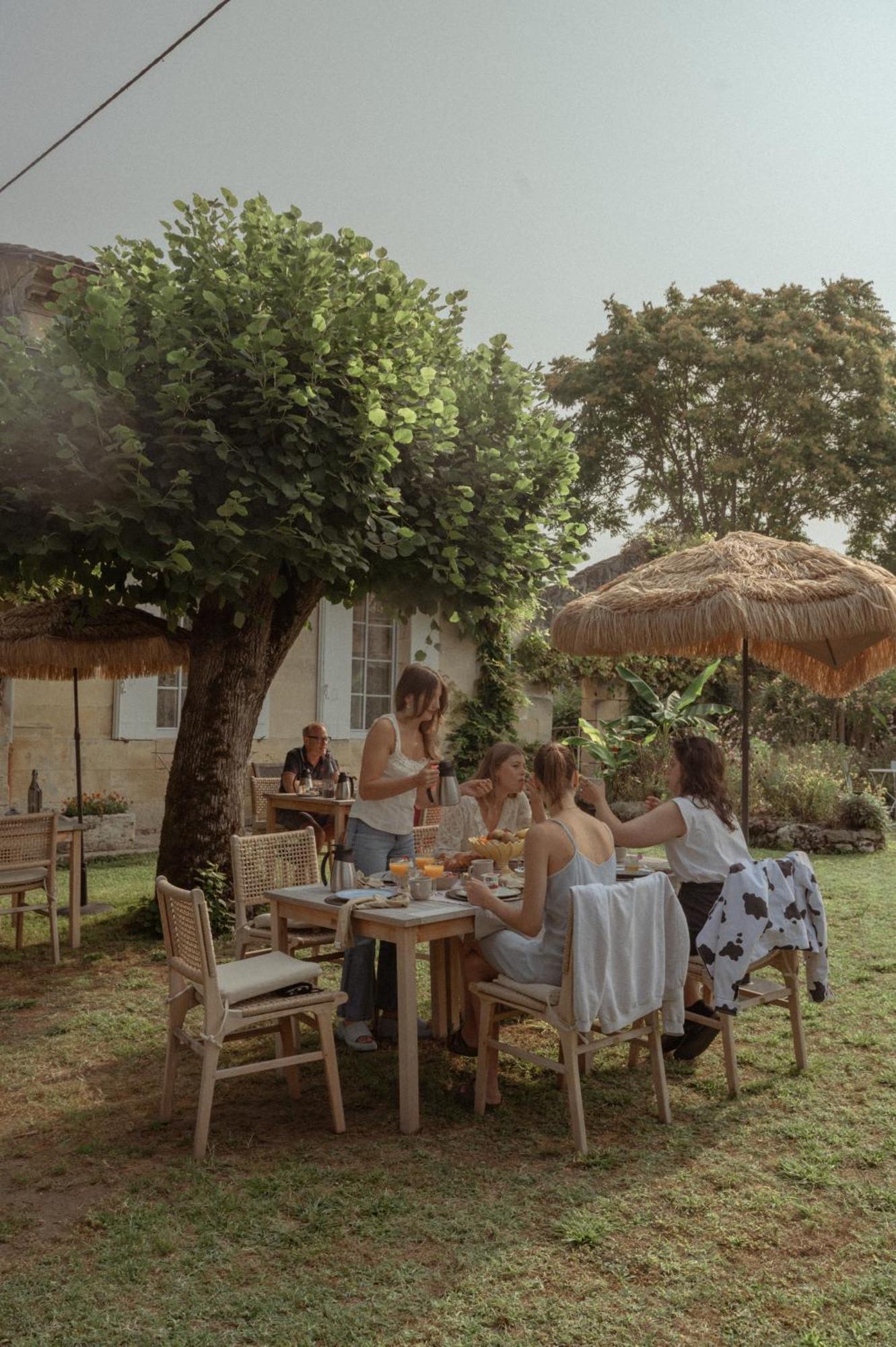 Bed and Breakfast La Vigne D'Or Teuillac Esterno foto